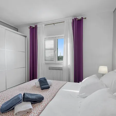 Stunning In Dvornice With Kitchen Sevid